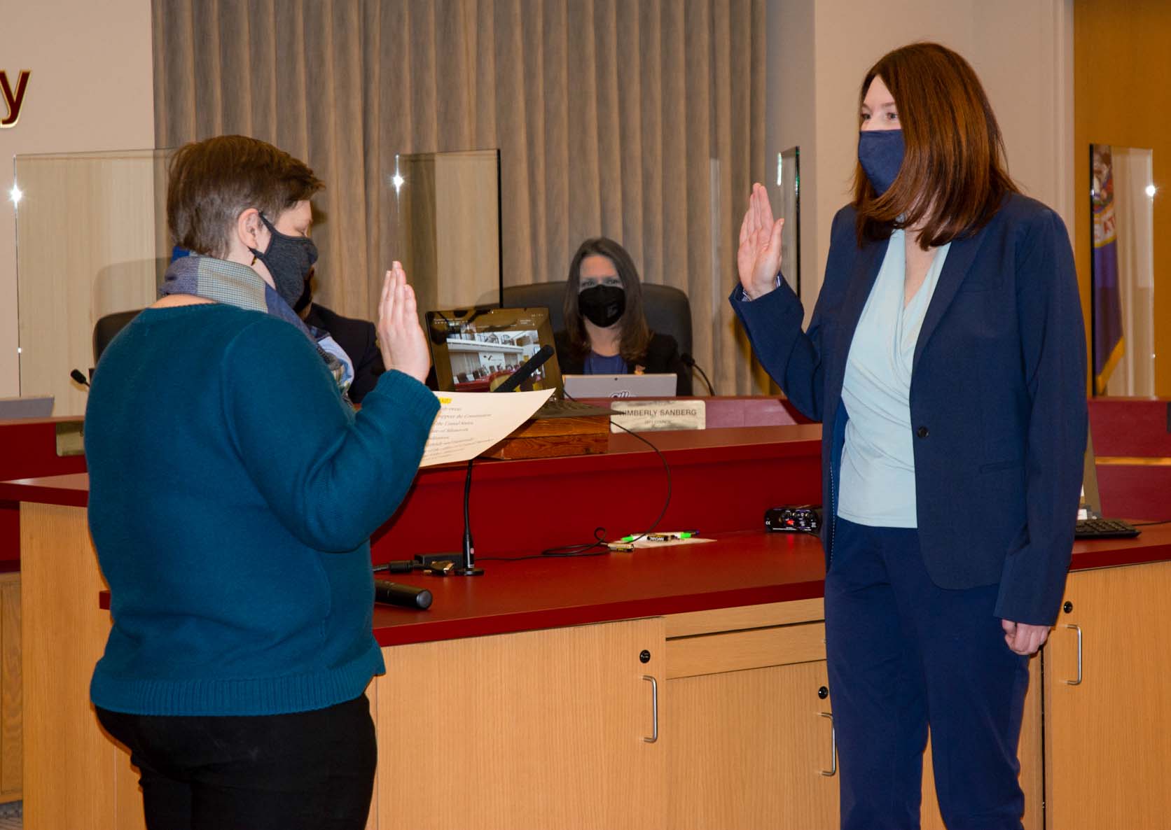 Swearing-in-2022-25-edited